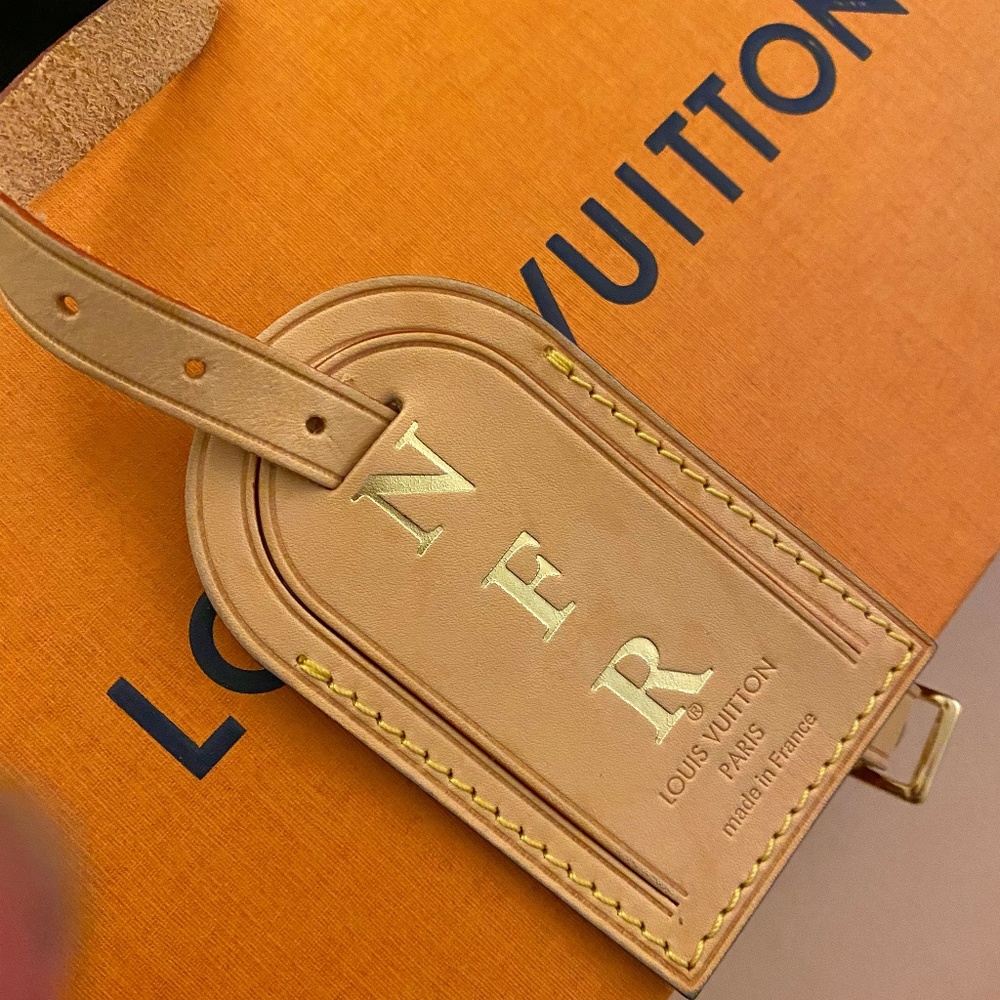 Louis Vuitton monogrammed (NFR0 Luggage tag ..Euc. MADE IN FRANCE
